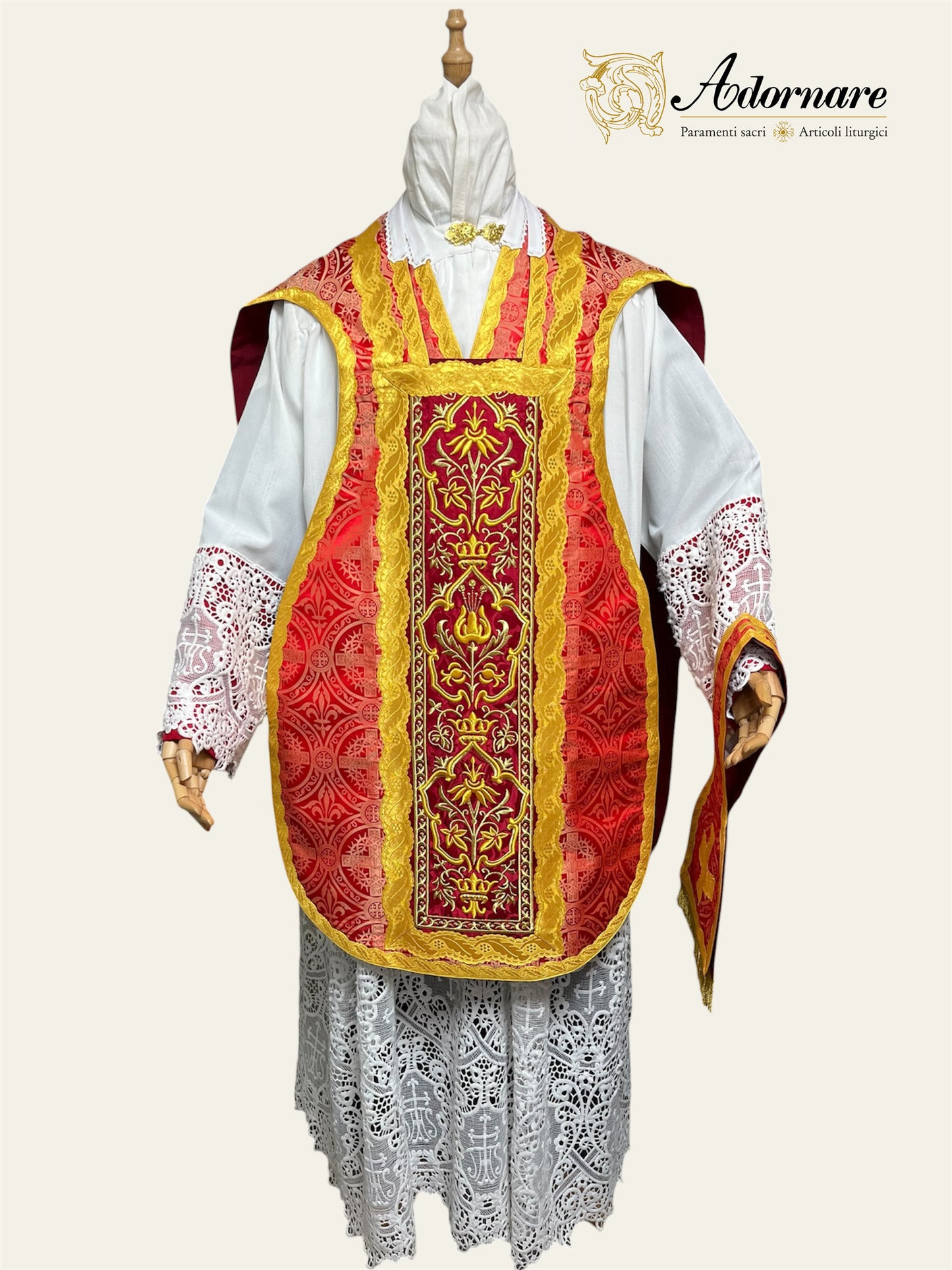 Ornate "Crowns & Lilies" Machine and hand-embroidered French-cut Roman Chasuble Low Mass Set / Pianeta Francese Ricamato Ornato