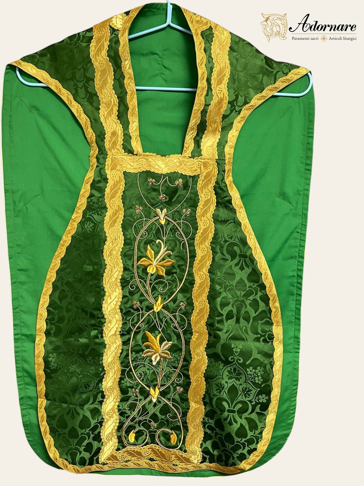 "IHS" Hand-embroidered French-cut Roman Chasuble Low Mass Set / Pianeta Francese "IHS"