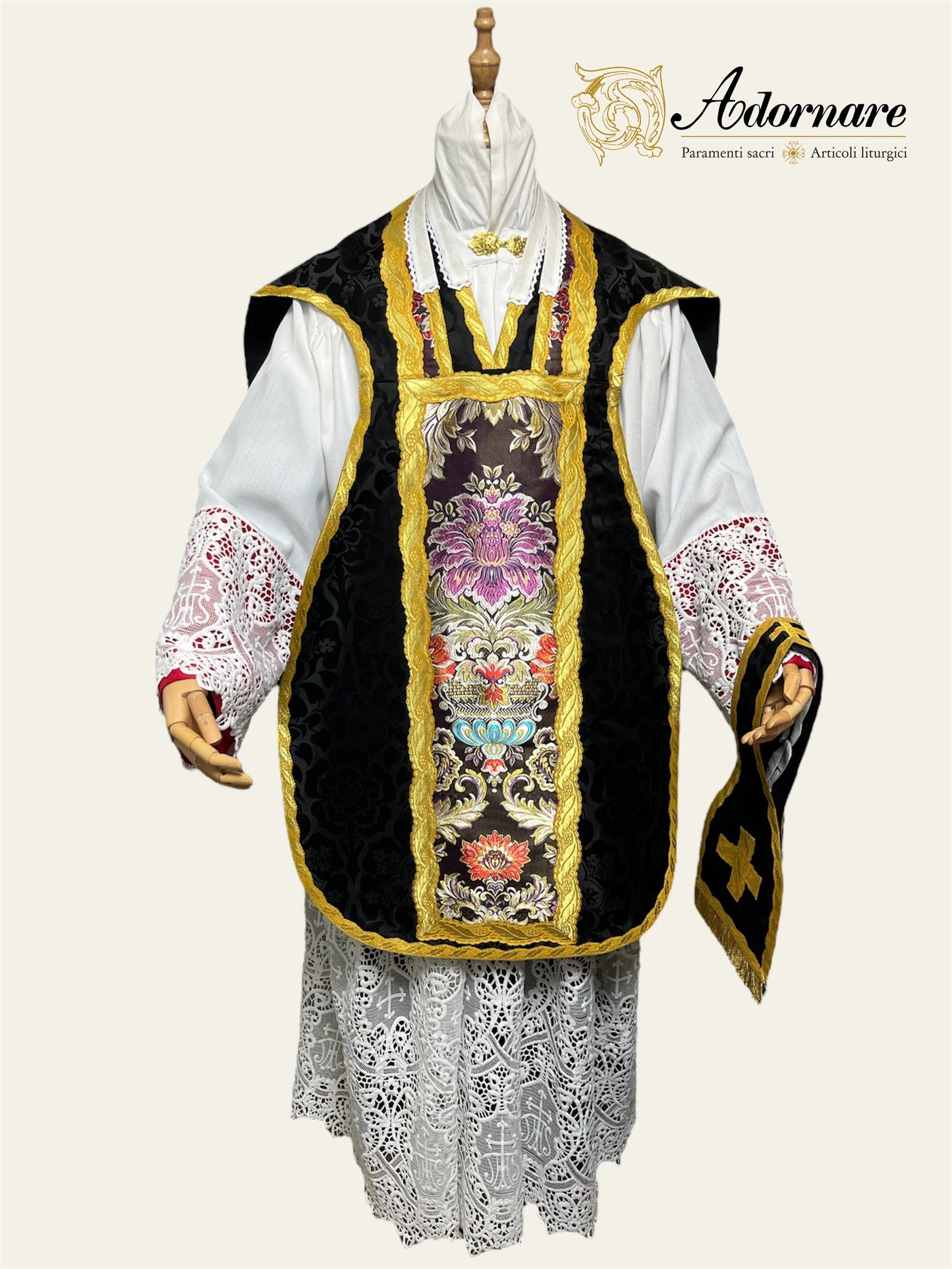 French Damask Roman Chasuble with brocade panels - Low Mass Set / Pianeta Francese Damasco con inserti in broccato