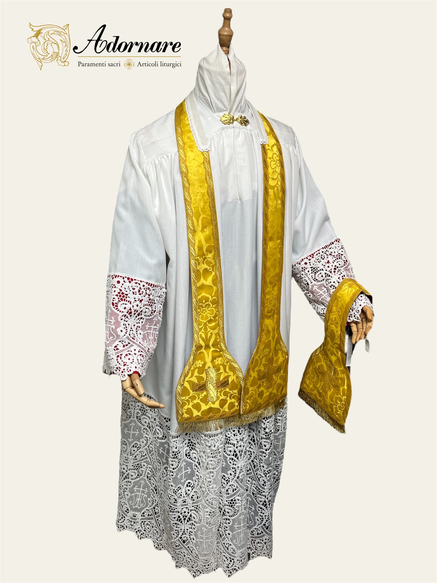 French Damask Roman Chasuble with brocade panels - Low Mass Set / Pianeta Francese Damasco con inserti in broccato