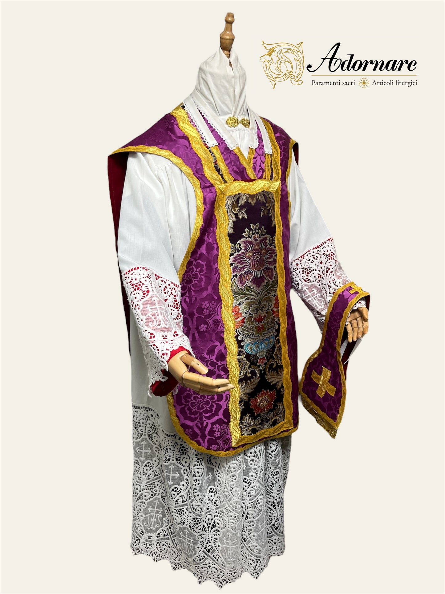 French Damask Roman Chasuble with brocade panels - Low Mass Set / Pianeta Francese Damasco con inserti in broccato