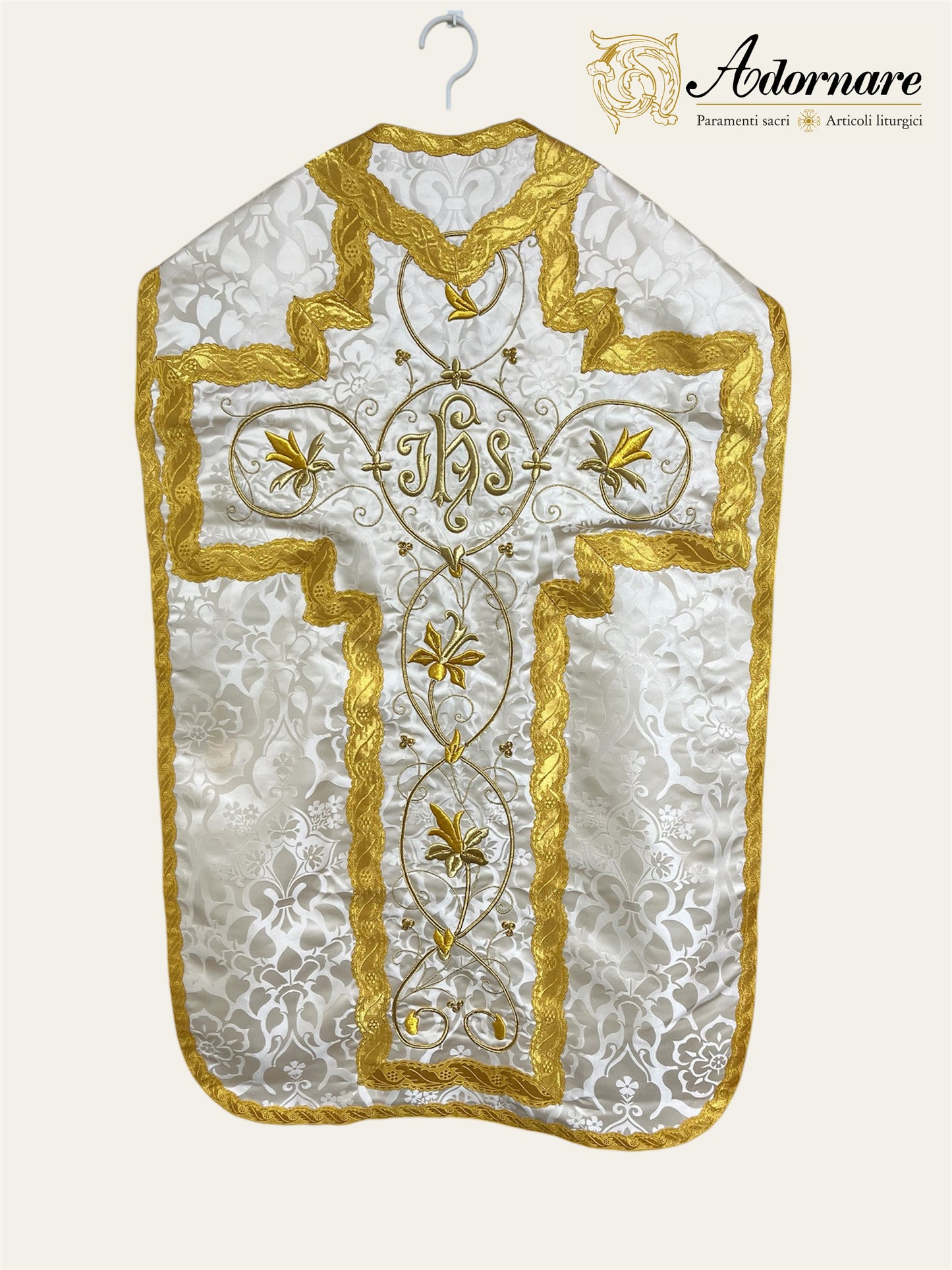 "IHS" Hand-embroidered French-cut Roman Chasuble Low Mass Set / Pianeta Francese "IHS"