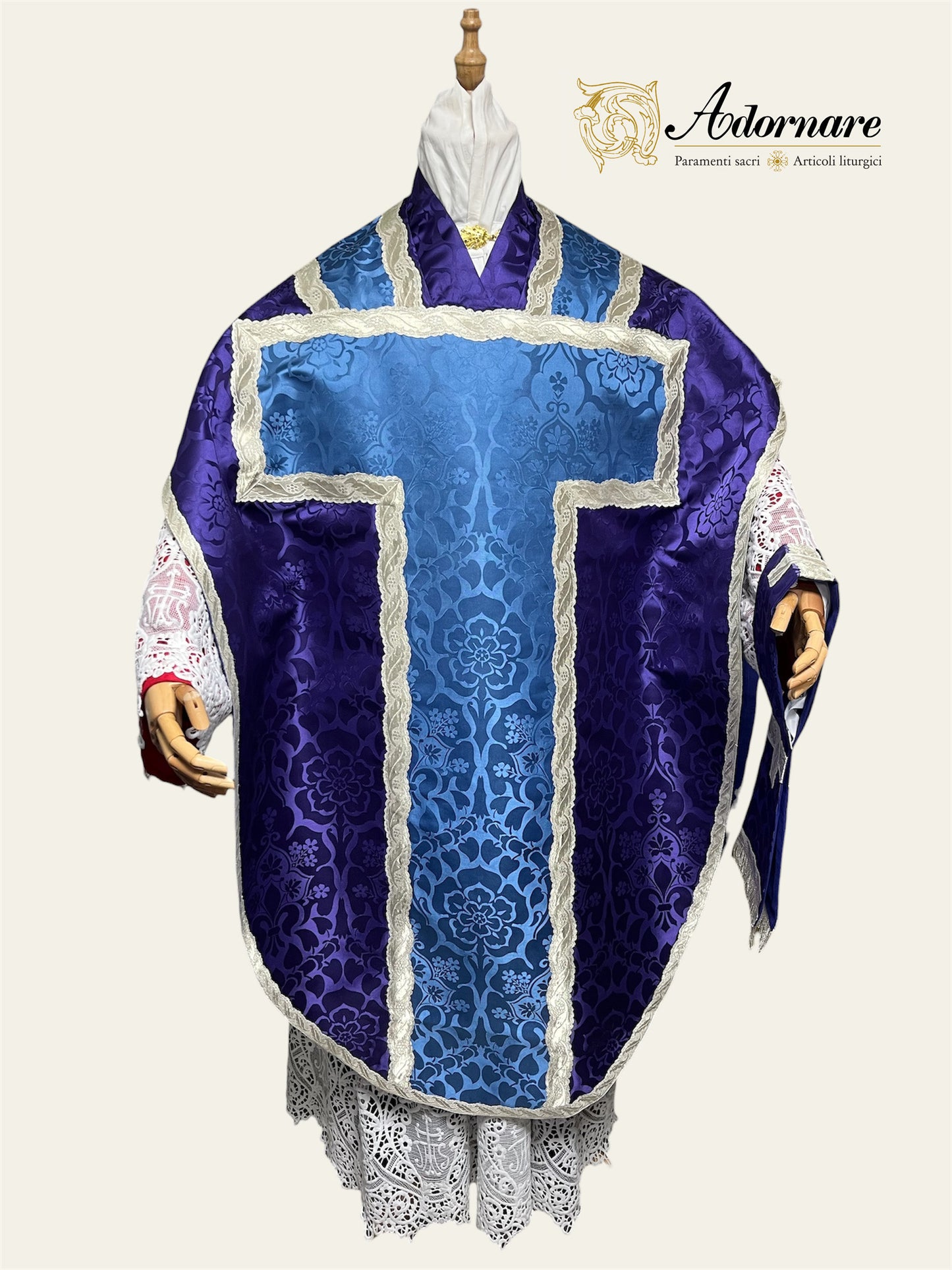 Fuller-Cut Damask Damask St Philip Neri Chasuble with insert panel - Low Mass Set / Pianeta San Filippo Damasco con inserti