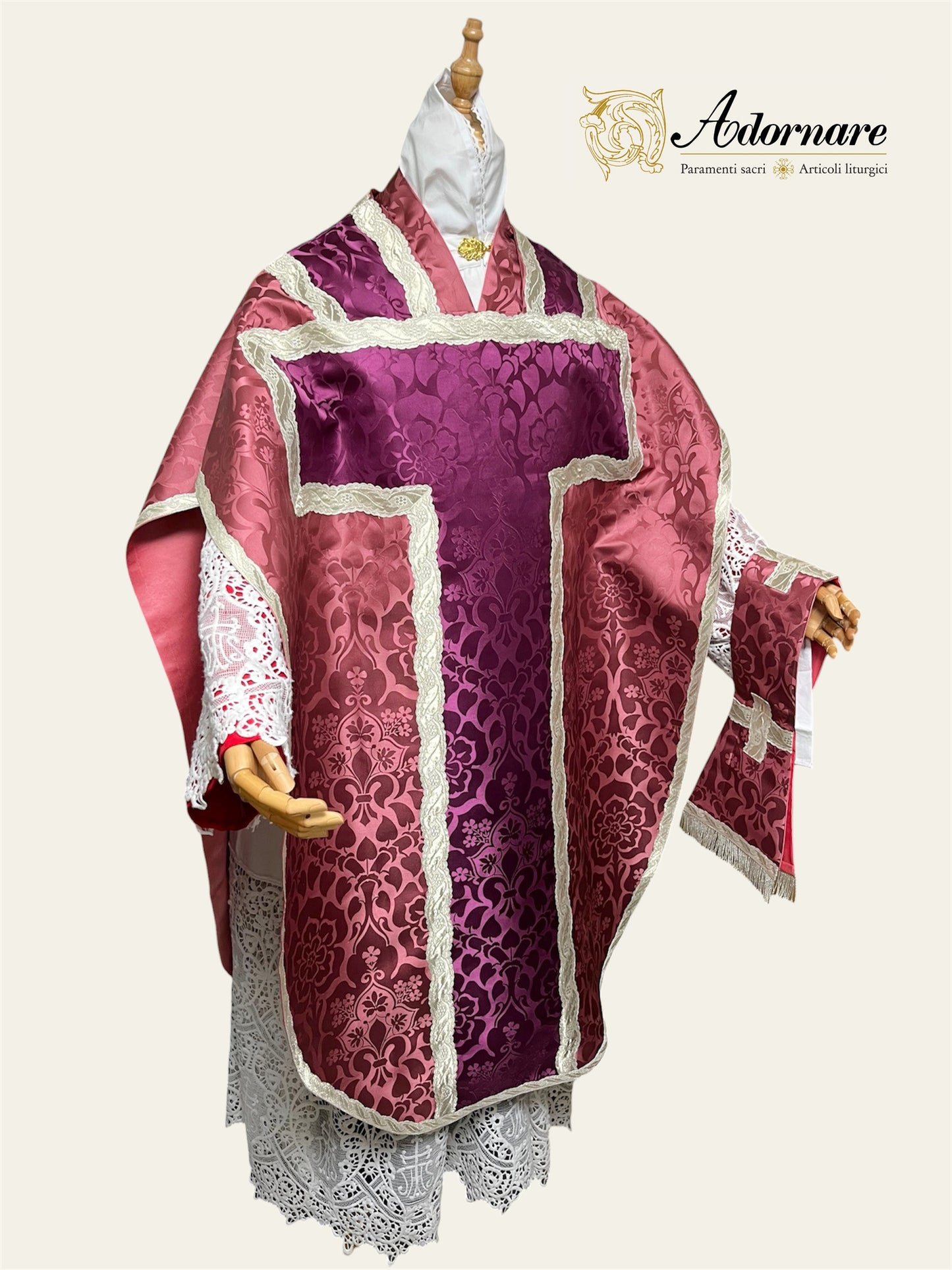 Fuller-Cut Damask Damask St Philip Neri Chasuble with insert panel - Low Mass Set / Pianeta San Filippo Damasco con inserti