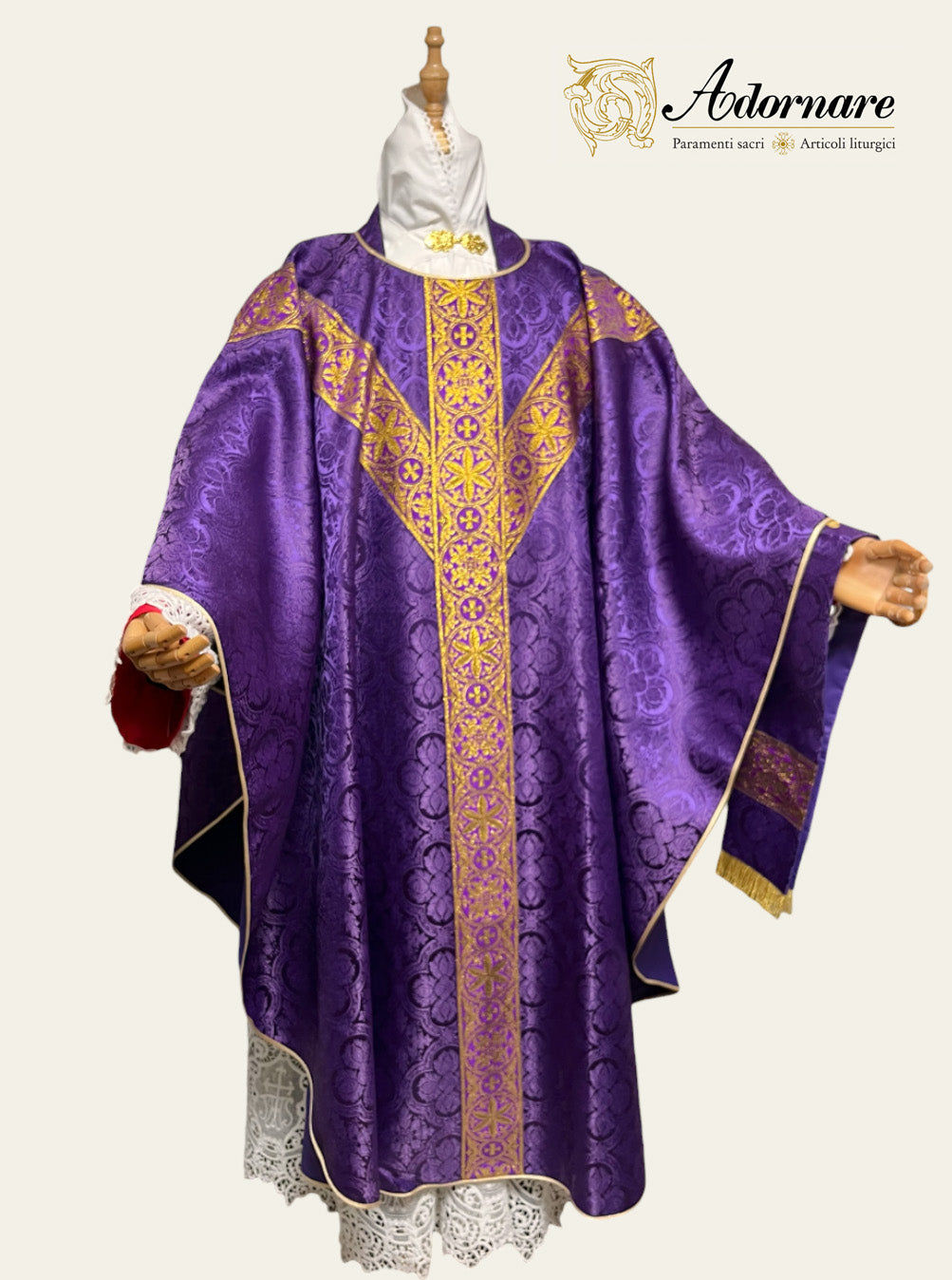 Polyester cross damask gothic chasuble with woven Y-orphrey bands / Casula gotica damasco poliestere
