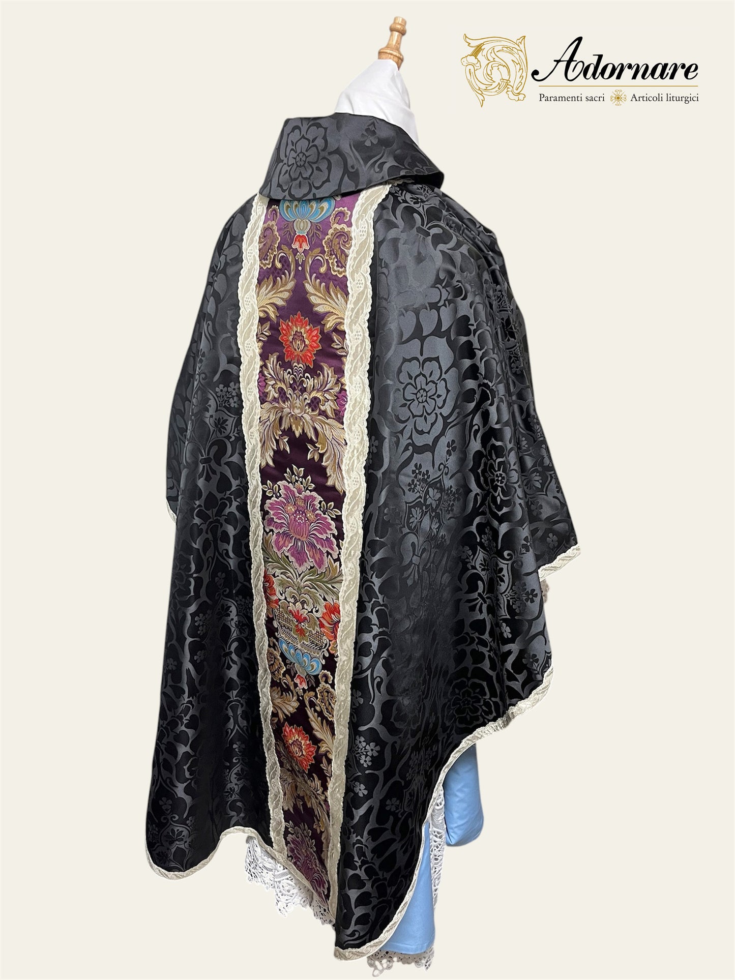 Roman-style Damask Gothic Chasuble with floral brocade panel - Low Mass Set / Casula gotica Damasco con inserti in broccato