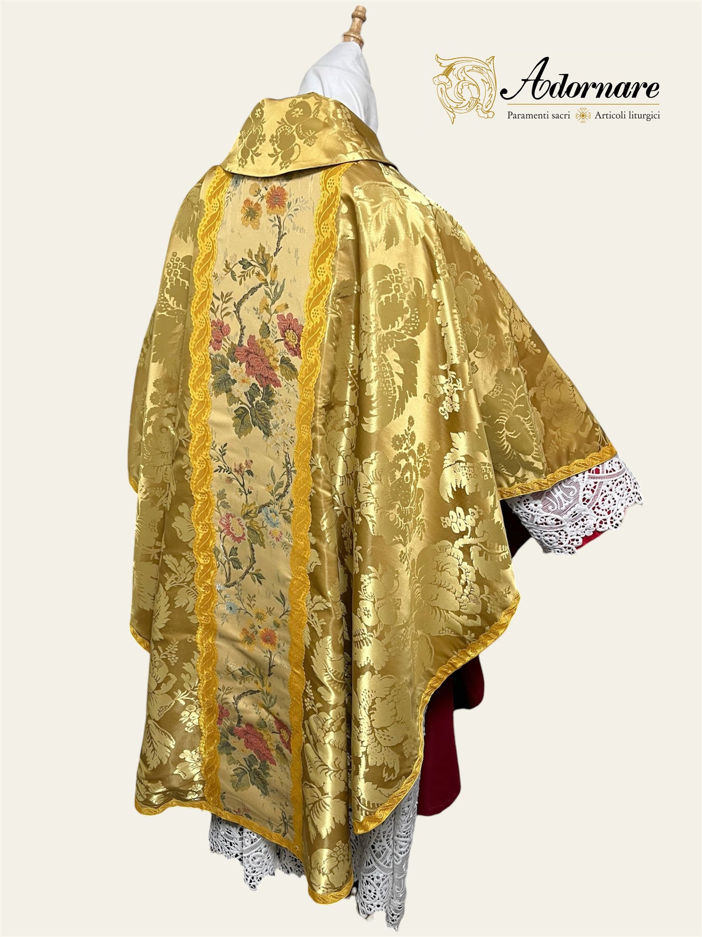 Roman-style Damask Gothic Chasuble with floral brocade panel - Low Mass Set / Casula gotica Damasco con inserti in broccato
