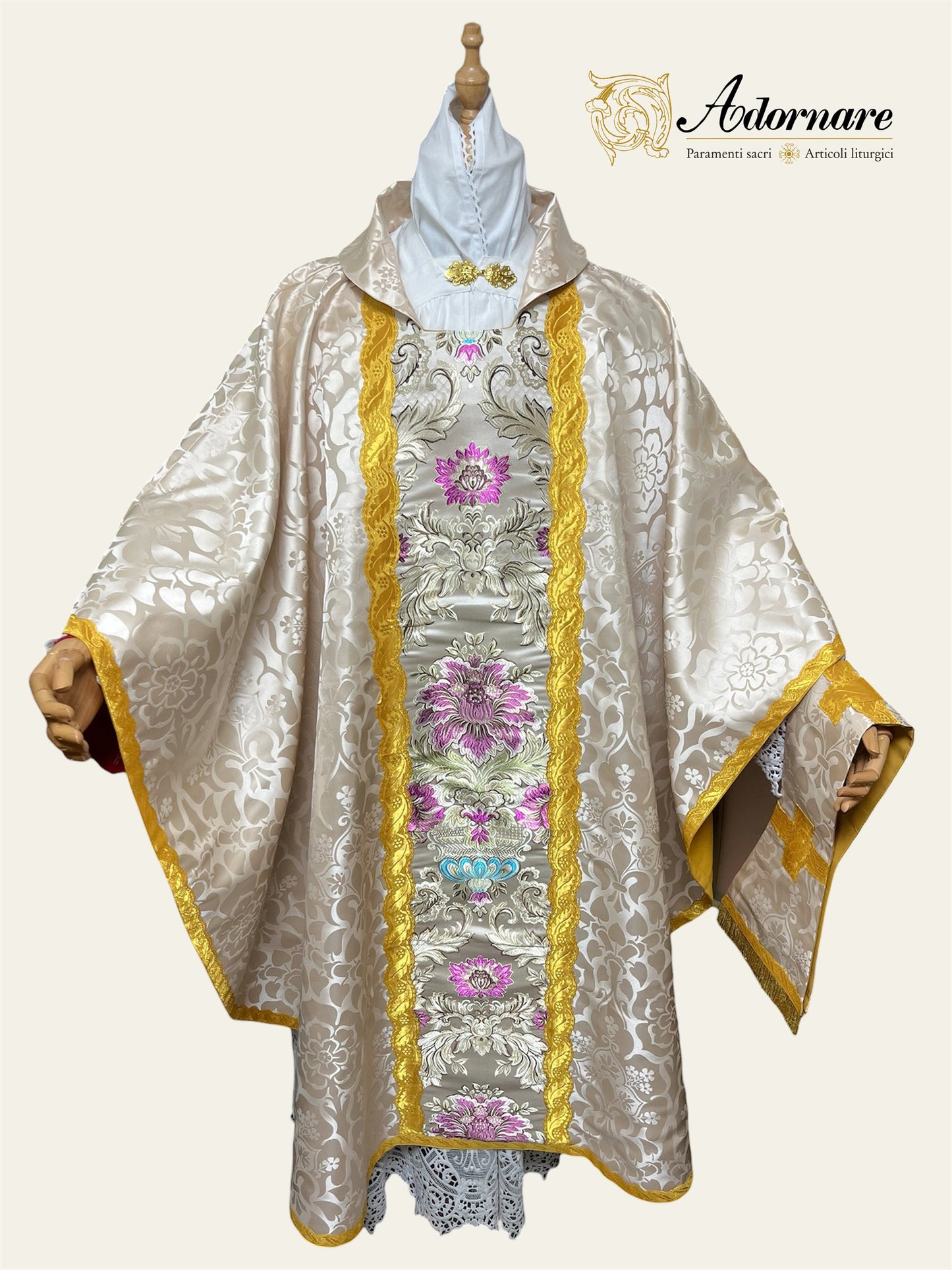 Roman-style Damask Gothic Chasuble with floral brocade panel - Low Mass Set / Casula gotica Damasco con inserti in broccato