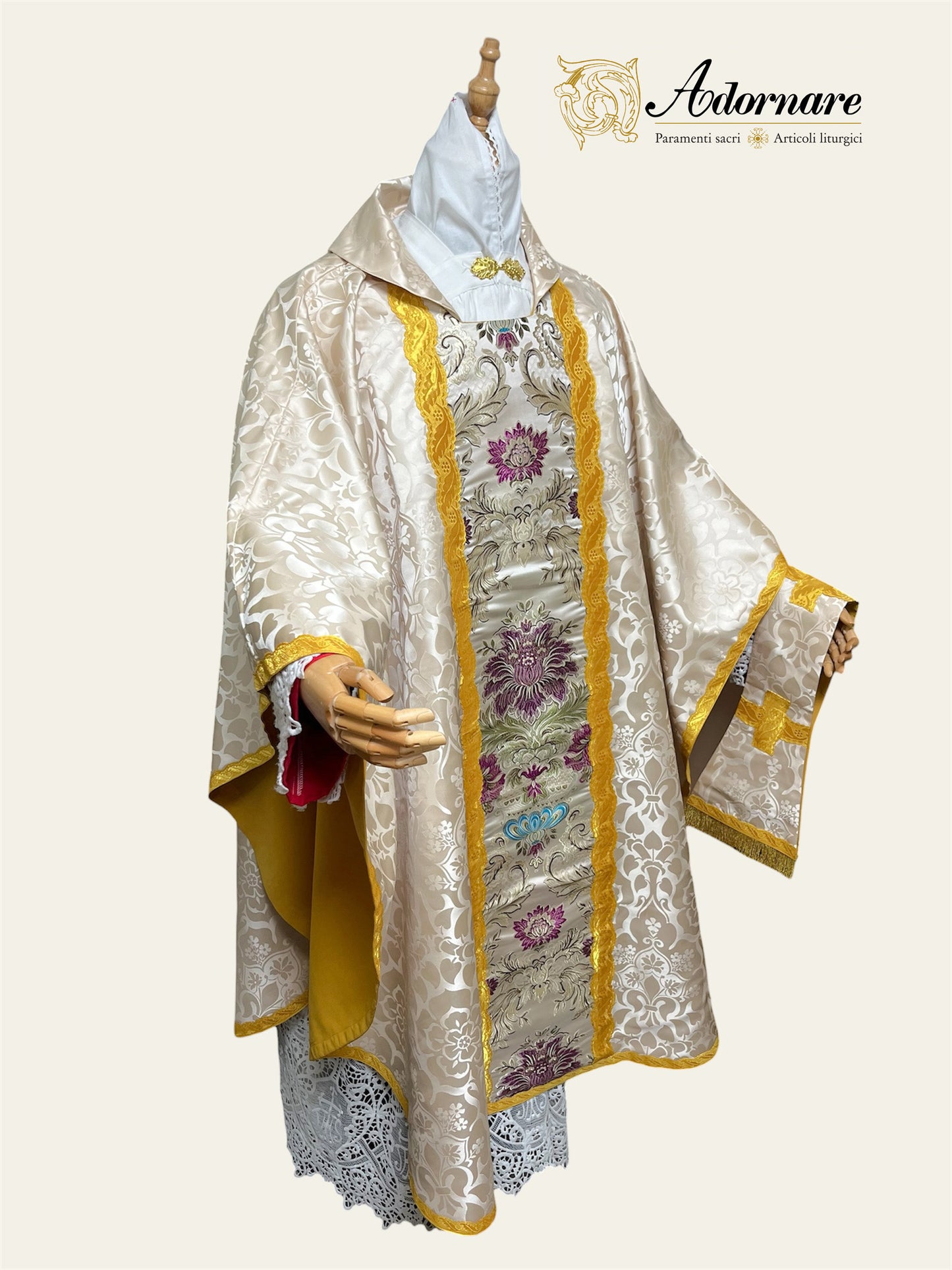 Roman-style Damask Gothic Chasuble with floral brocade panel - Low Mass Set / Casula gotica Damasco con inserti in broccato