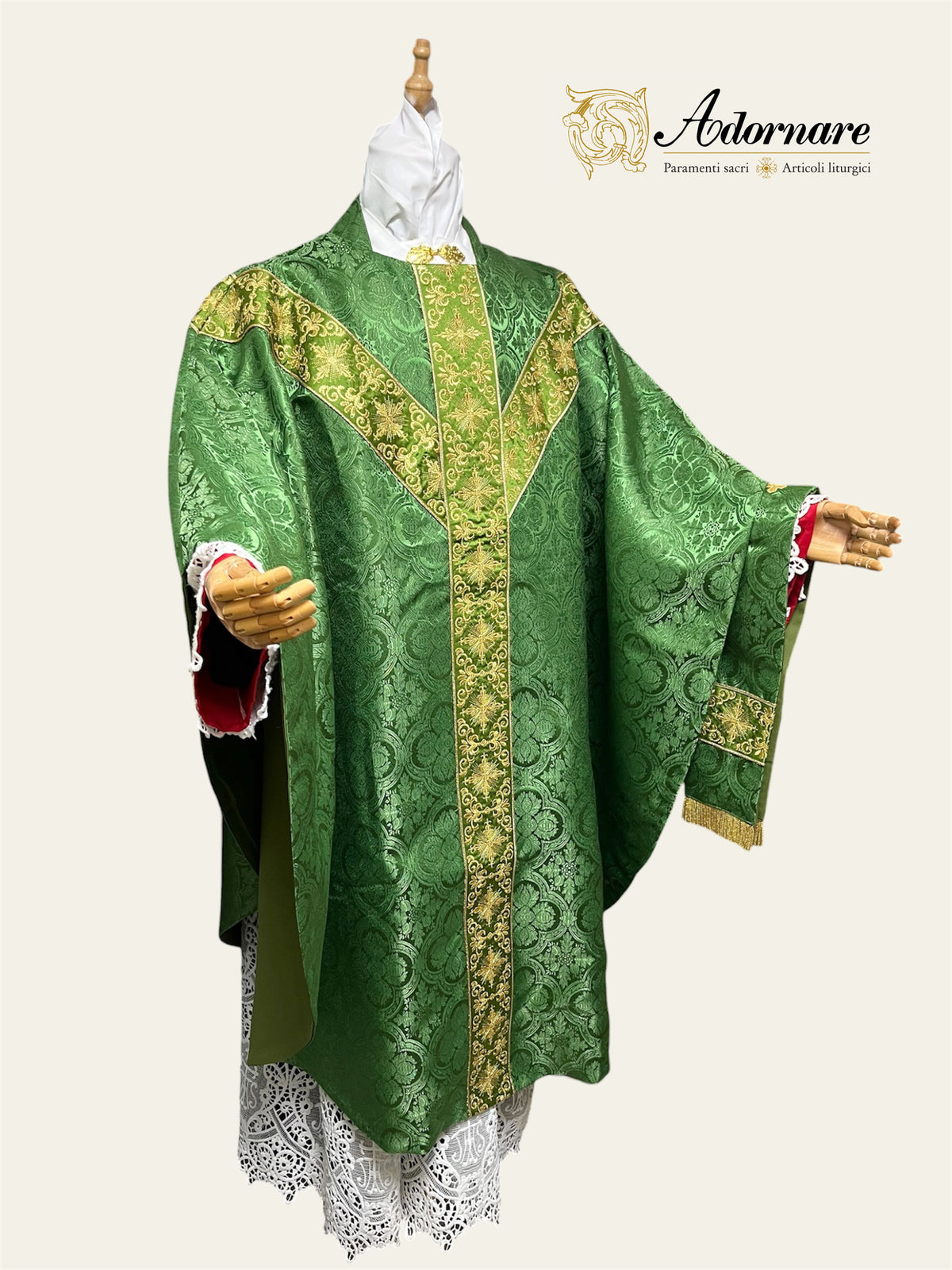 Polyester cross damask gothic chasuble with embroidered ornate cross Y-orphrey bands / Casula gotica damasco poliestere ricamato a macchina
