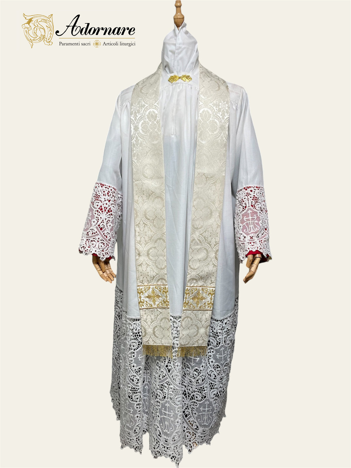 Polyester cross damask gothic chasuble with embroidered ornate cross Y-orphrey bands / Casula gotica damasco poliestere ricamato a macchina