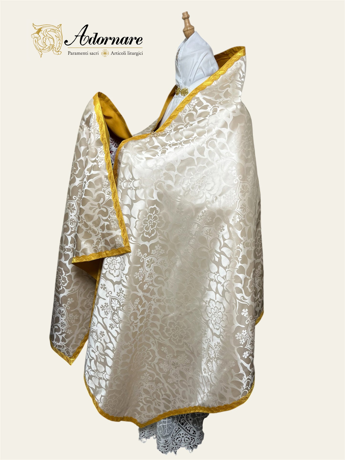 90 cm Traditional Roman Damask Humeral veil with sunburst IHS embroidery / Velo Omerale Damasco ricamato con simbolo IHS