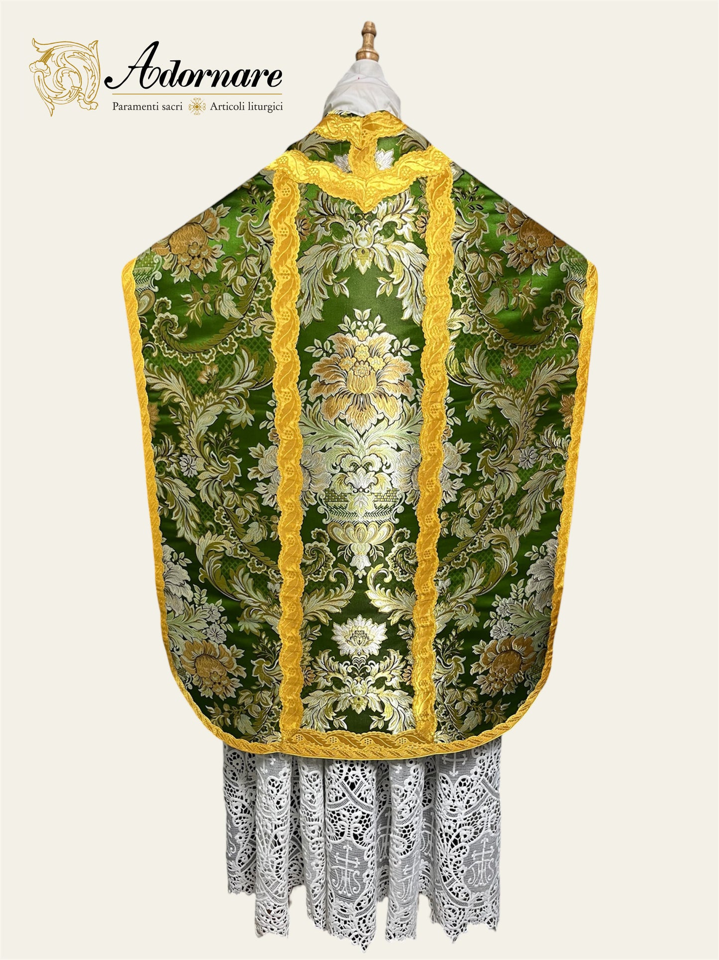 Italian Floral Brocade Roman Chasuble - Low Mass Set / Pianeta Romana Broccato