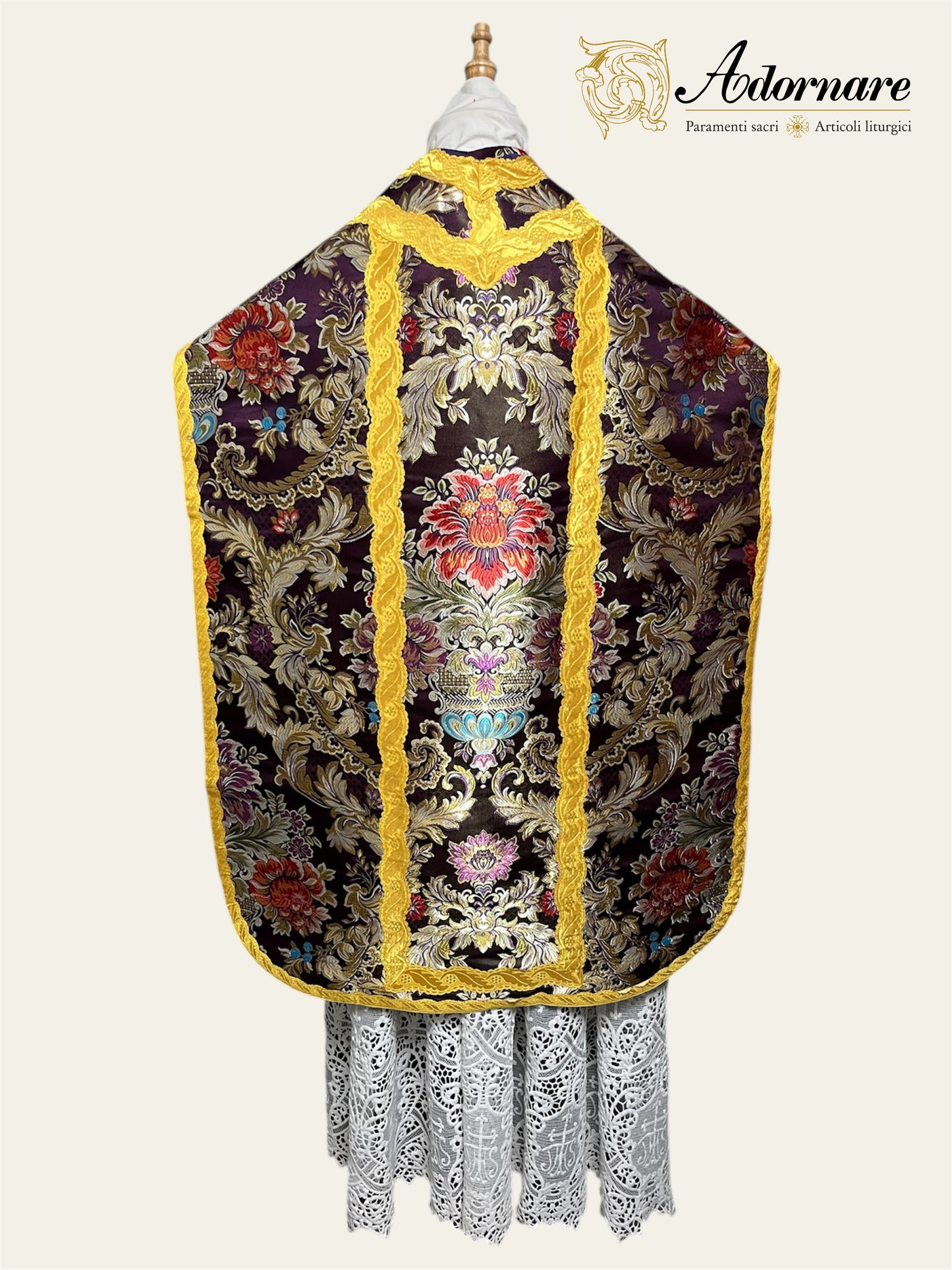 Italian Floral Brocade Roman Chasuble - Low Mass Set / Pianeta Romana Broccato