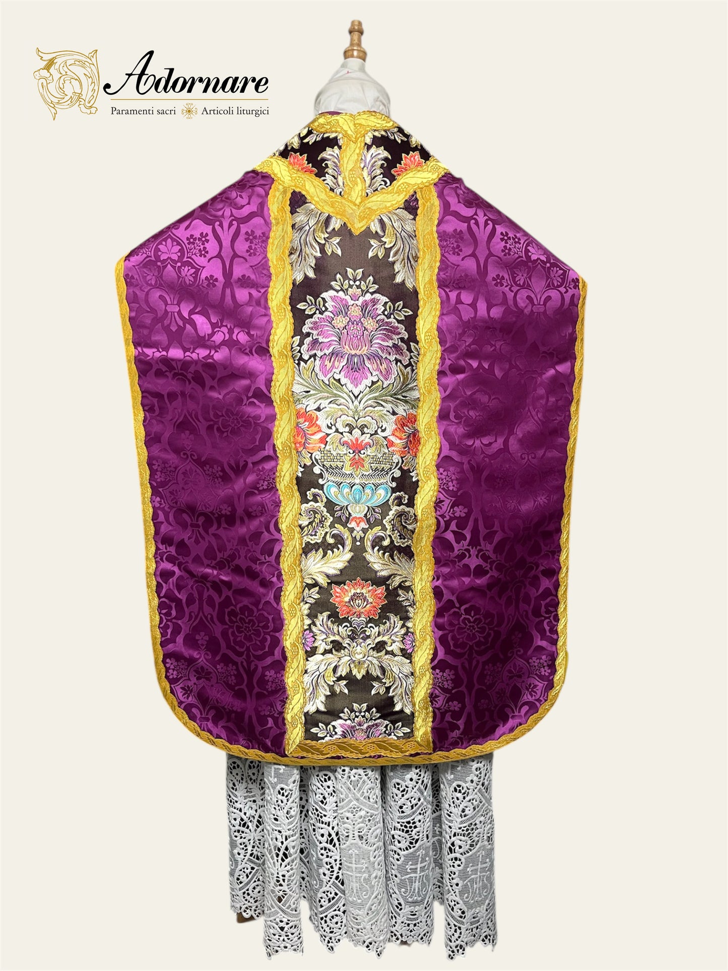 Italian-cut Damask Roman Chasuble with brocade panels Low Mass Set / Pianeta Romana Damasco con inserti