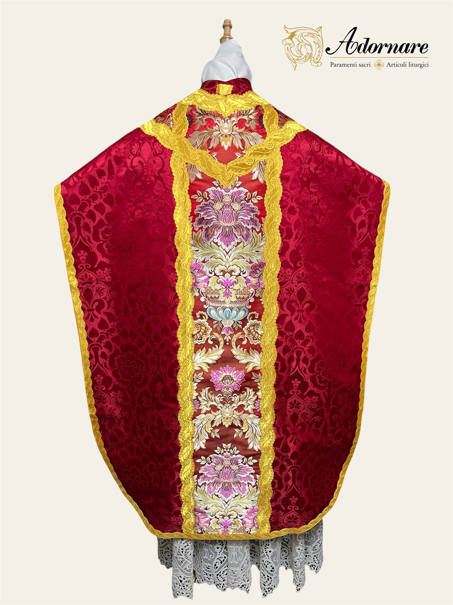 Damask St Philip Neri Chasuble with brocade panels - Low Mass Set / Pianete San Filippo Damasco con inserti in broccato