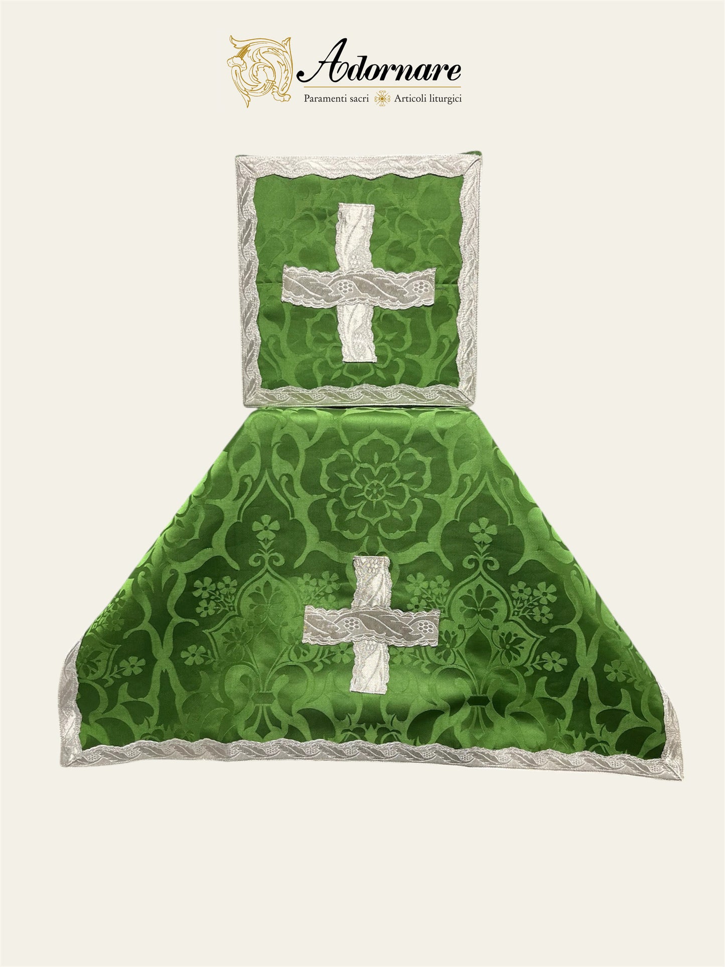 Damask IHS French-cut Roman Chasuble Low Mass Set / Pianeta Francese Damasco "IHS"