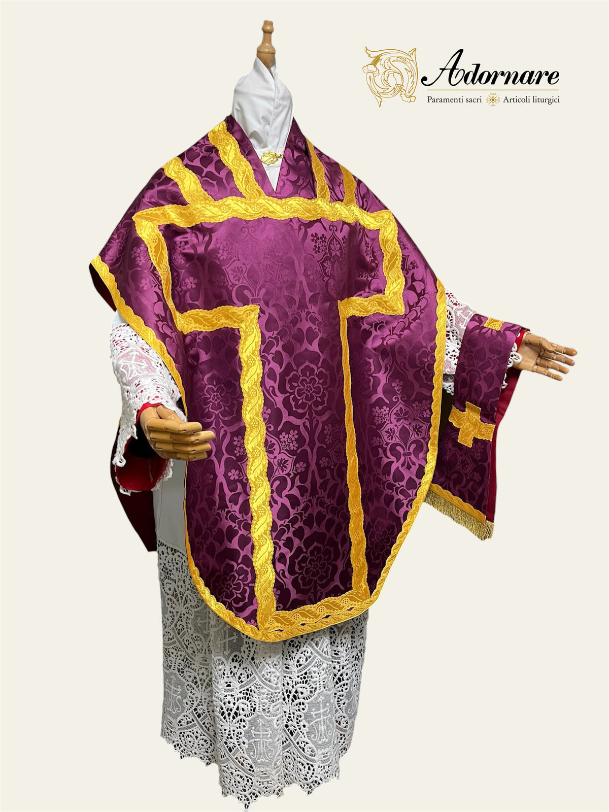 Damask St Philip Neri Chasuble Low Mass Set / Pianeta San Filippo in Damasco