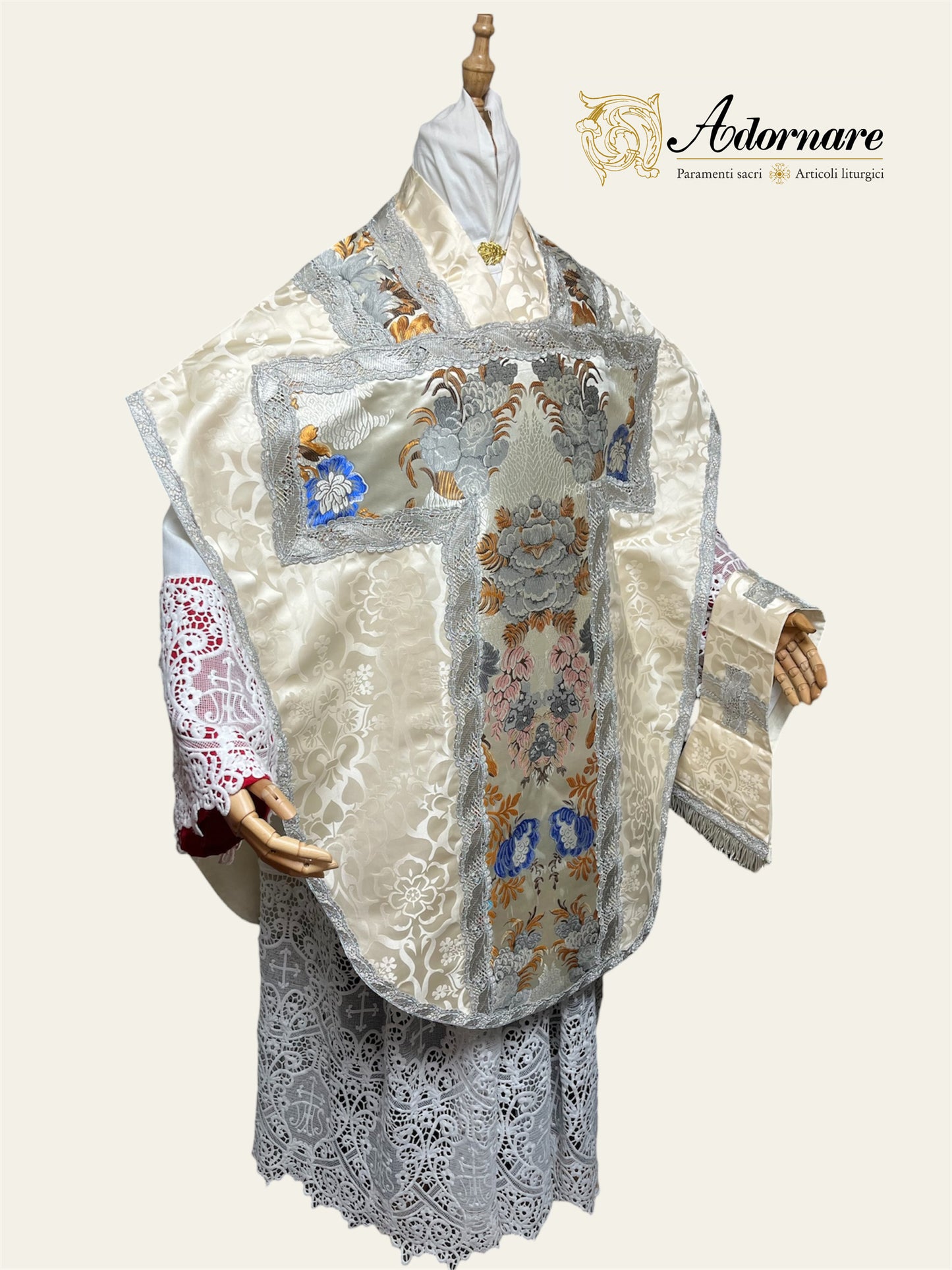 St Philip Neri Chasuble Low Mass Set (Marian) / Pianeta San Filippo in Broccato (Mariana)