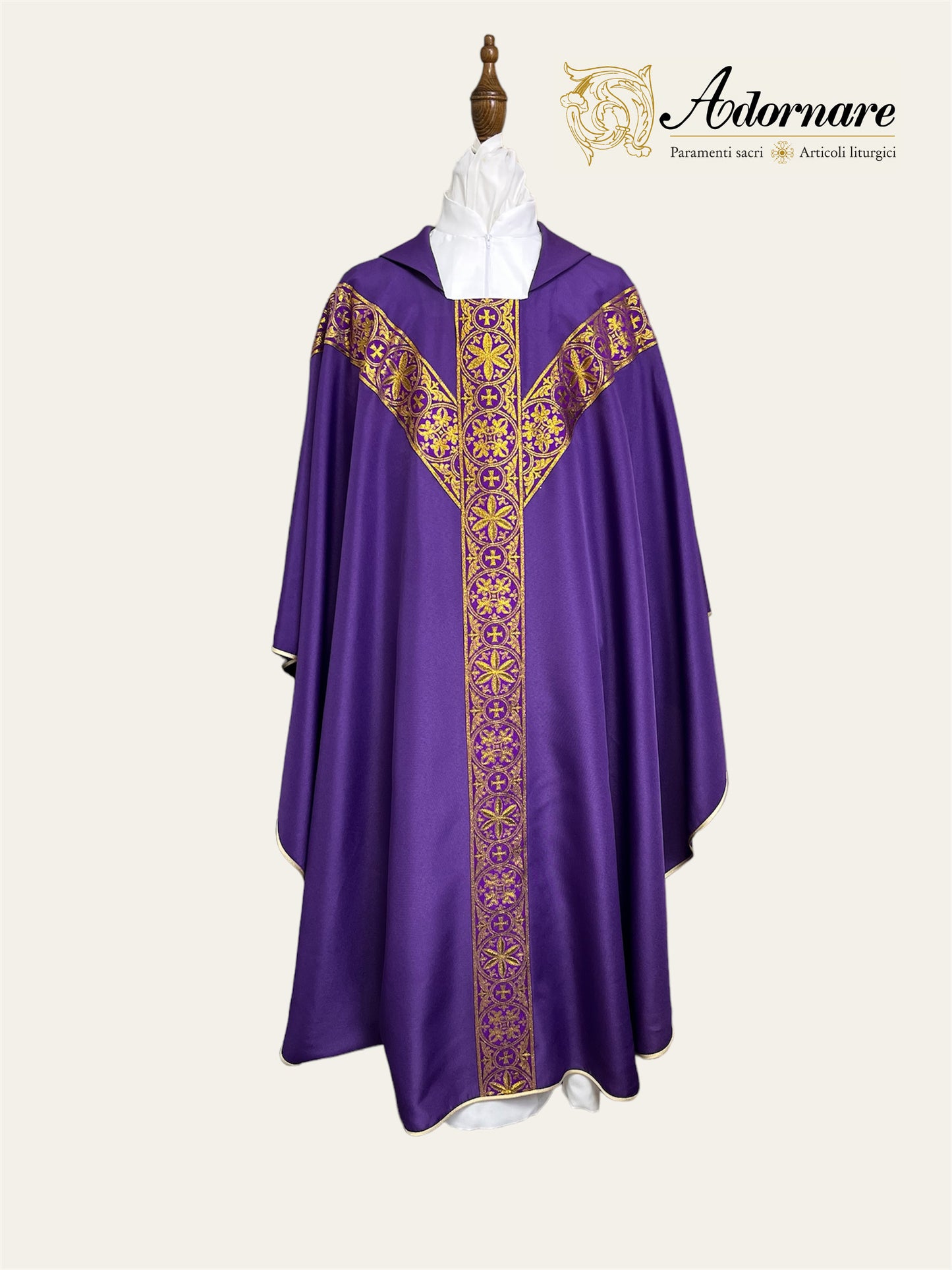 Gothic chasuble economical with Y-orphrey / Casula gotica economico