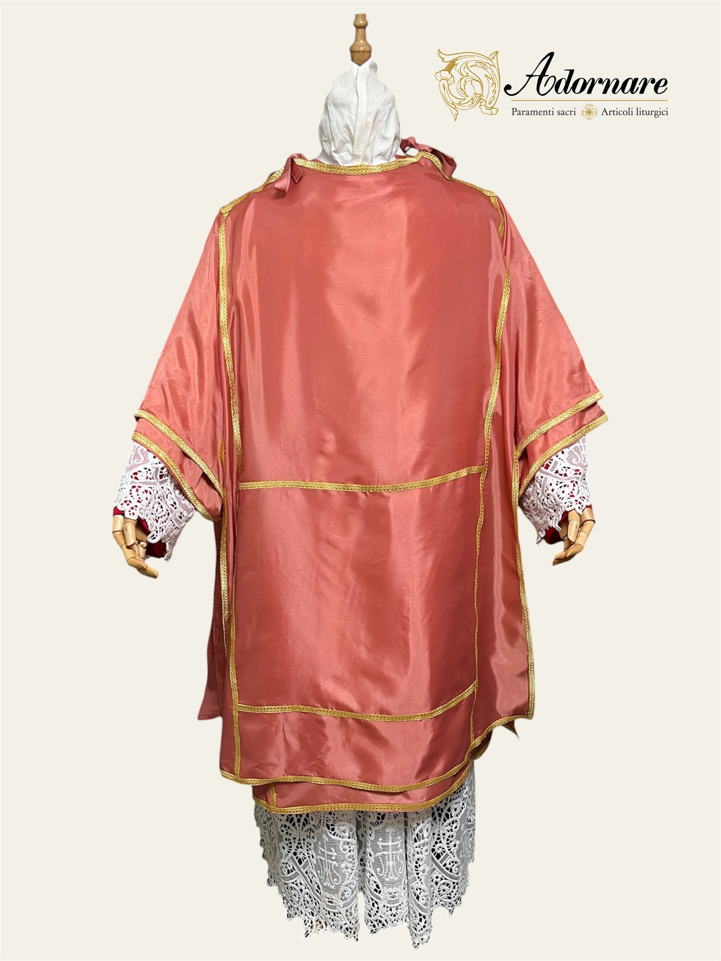 Pontifical Dalmatic and Tunicle / Dalmatica e Tonacella Pontificale