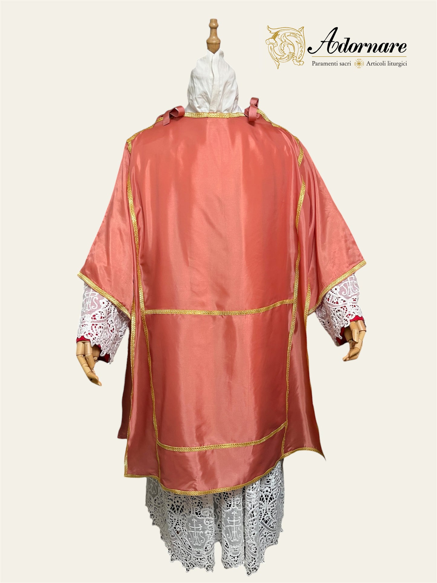 Pontifical Dalmatic and Tunicle / Dalmatica e Tonacella Pontificale