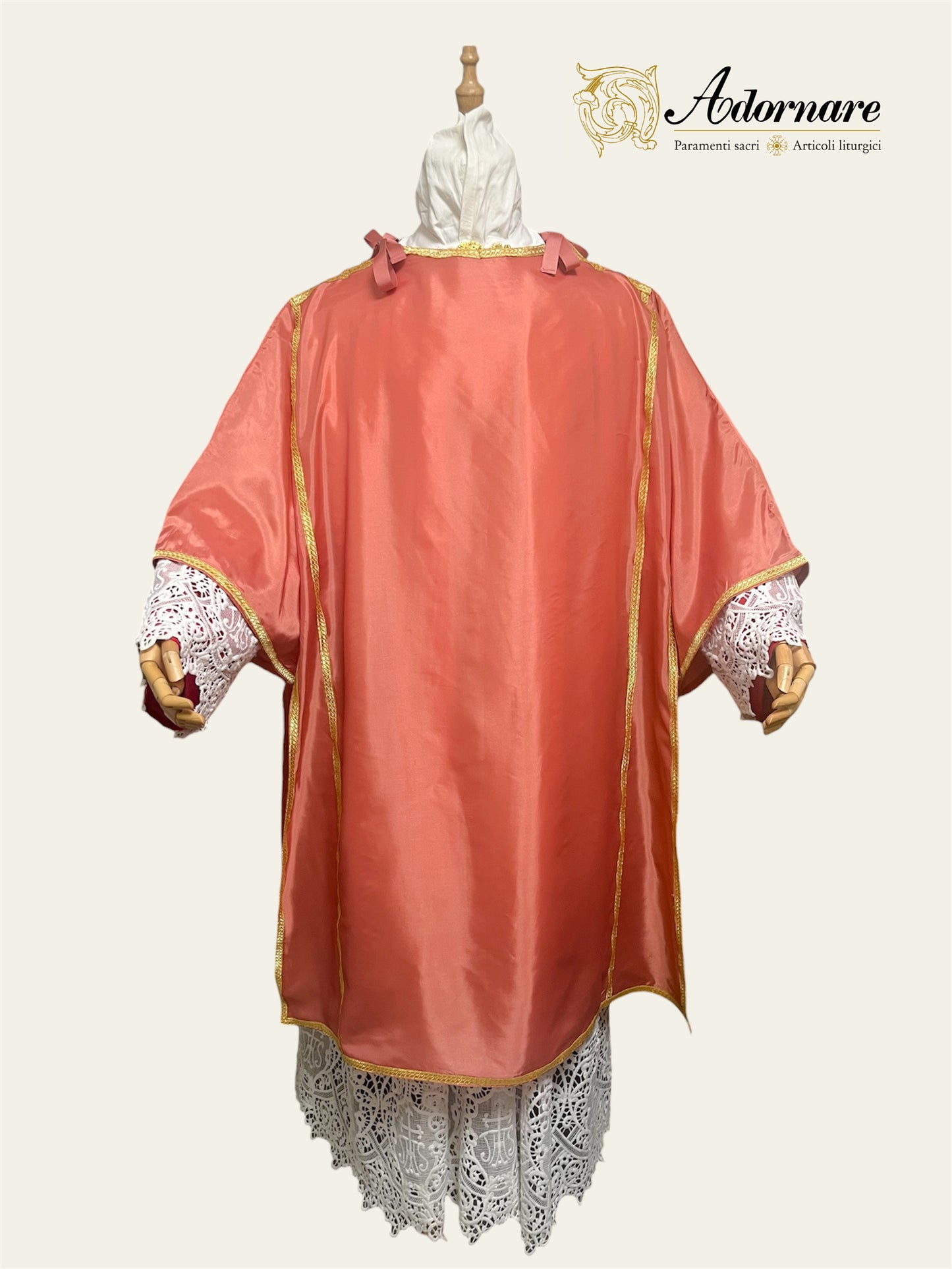 Pontifical Dalmatic and Tunicle / Dalmatica e Tonacella Pontificale