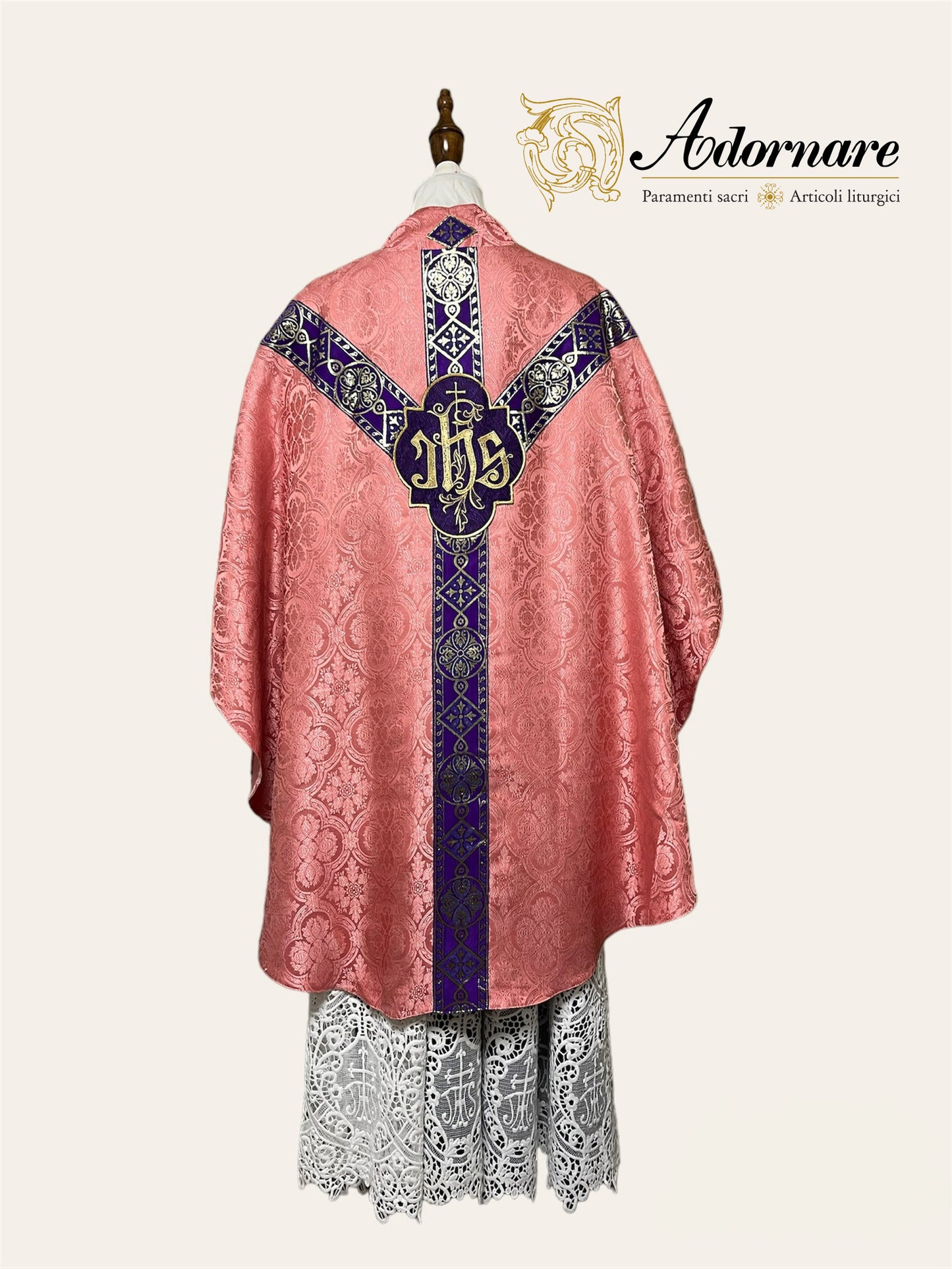 Semi-gothic chasuble economical with woven Y-orphrey and IHS appliqué / Casule semi-gotica economico