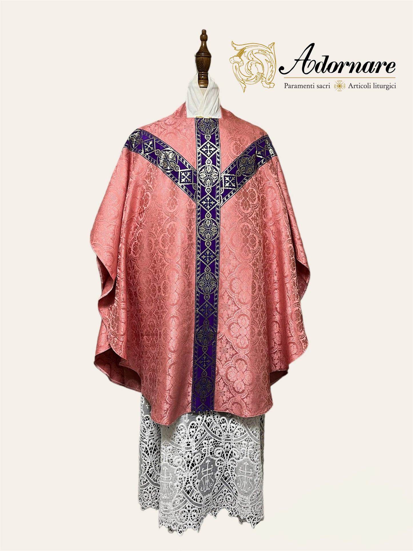 Semi-gothic chasuble economical with woven Y-orphrey and IHS appliqué / Casule semi-gotica economico