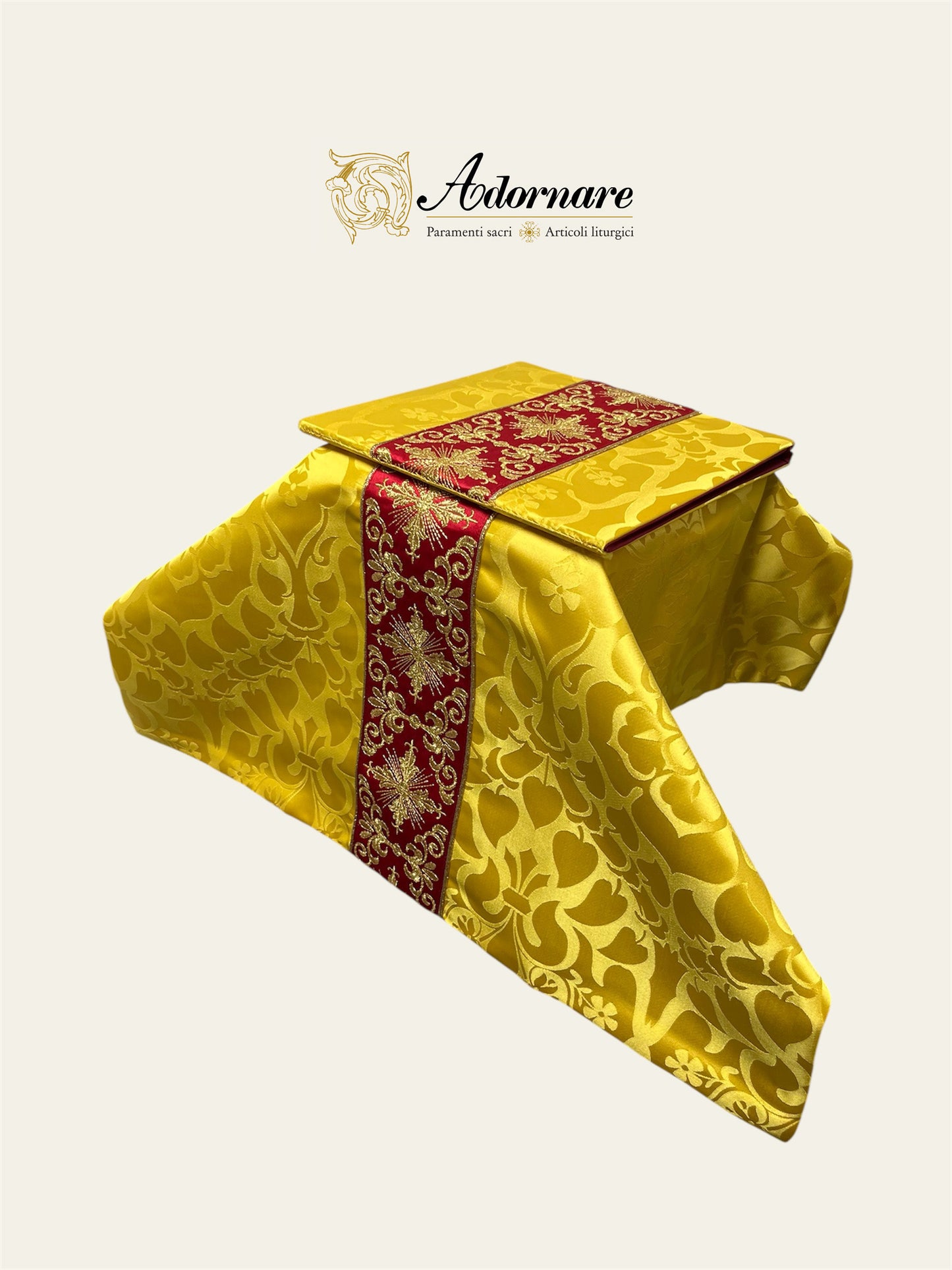 Semi-gothic chasuble with embroidered ornate cross Y-orphrey and IHS appliqué - Low Mass Set / Casula semi-gotica Damasco ricamato a macchina