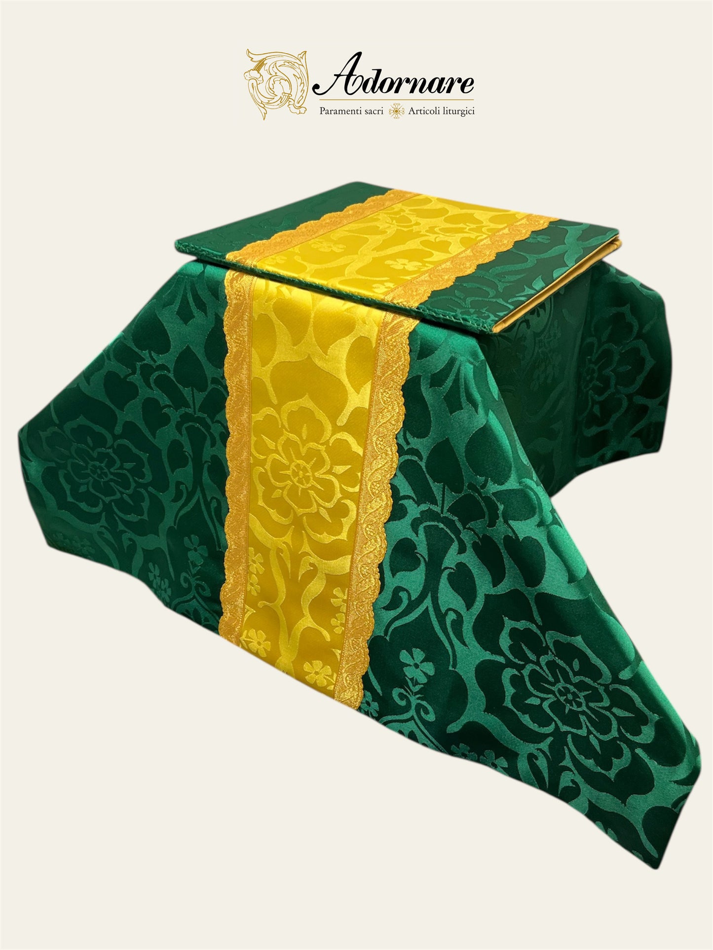 Damask semi-gothic chasuble with insert (wavy gallons) - Low Mass Set / Casule semi-gotica Damasco con inserti