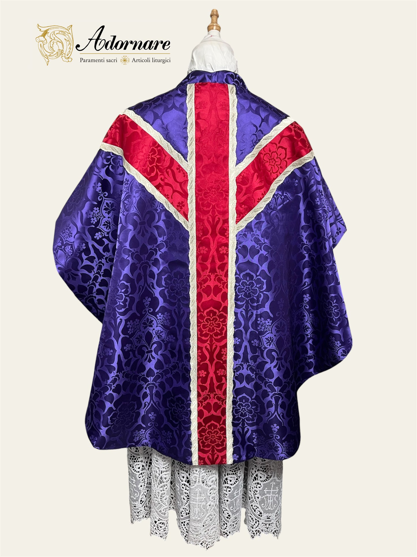 Damask semi-gothic chasuble with insert (wavy gallons) - Low Mass Set / Casule semi-gotica Damasco con inserti