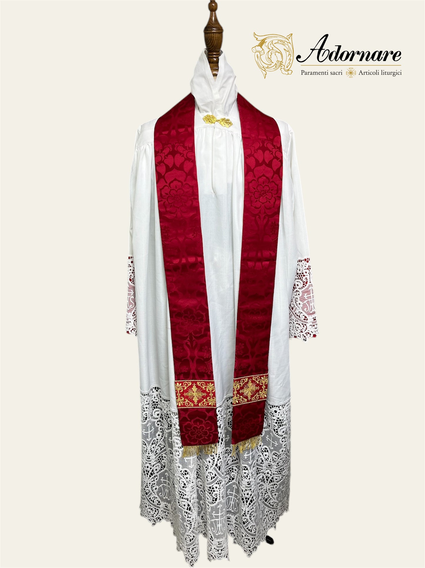 Semi-gothic chasuble with embroidered ornate cross Y-orphrey and IHS appliqué - Low Mass Set / Casule semi-gotica Damasco ricamato a macchina