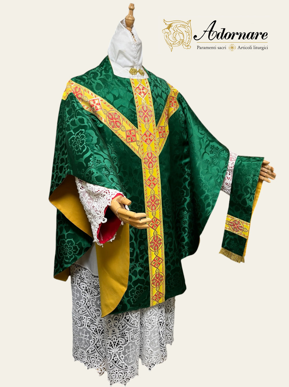 Semi-gothic chasuble with woven Y-orphrey and IHS appliqué - Low Mass Set / Casule semi-gotica Damasco