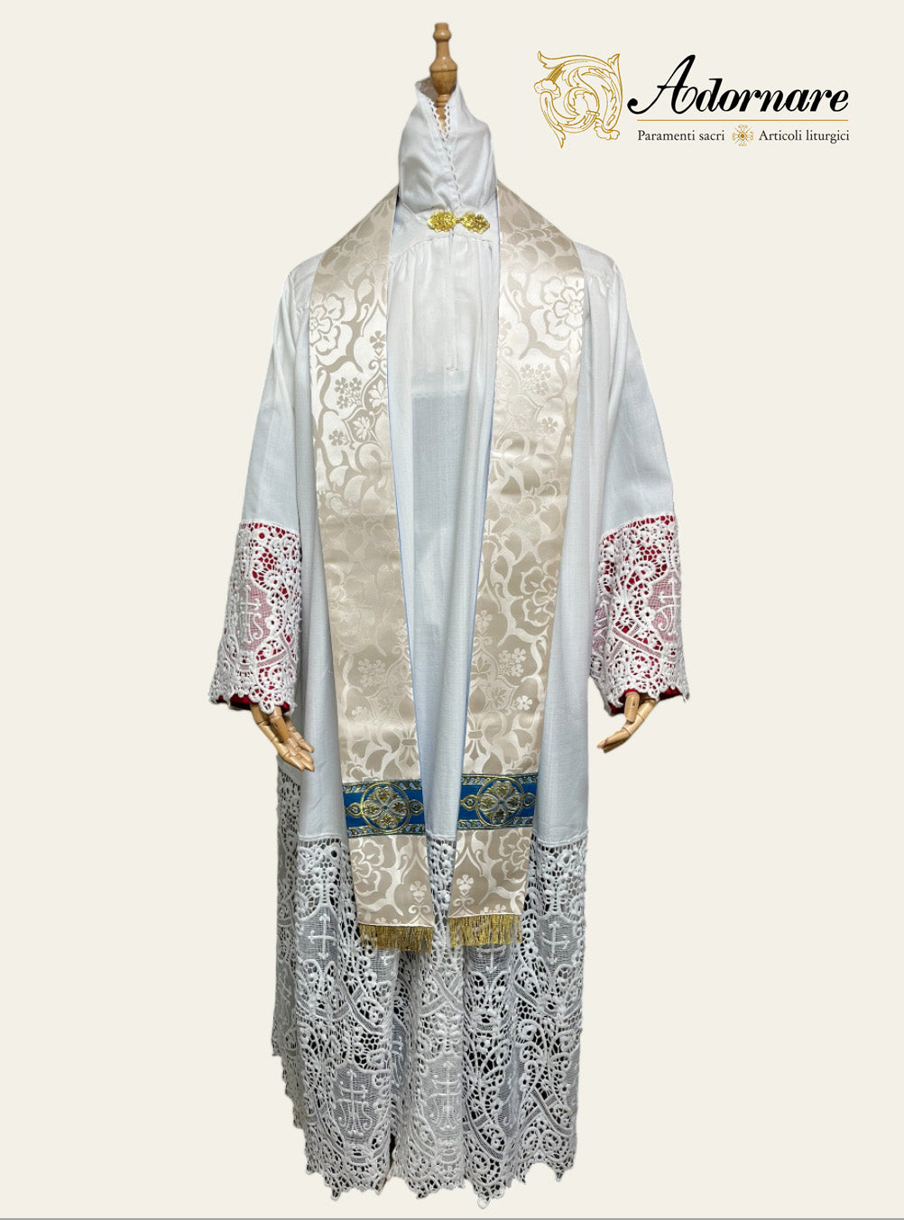 Semi-gothic chasuble with woven Y-orphrey and IHS appliqué - Low Mass Set / Casule semi-gotica Damasco