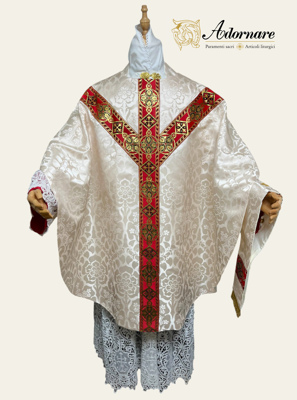 Semi-gothic chasuble with woven Y-orphrey and IHS appliqué - Low Mass Set / Casule semi-gotica Damasco