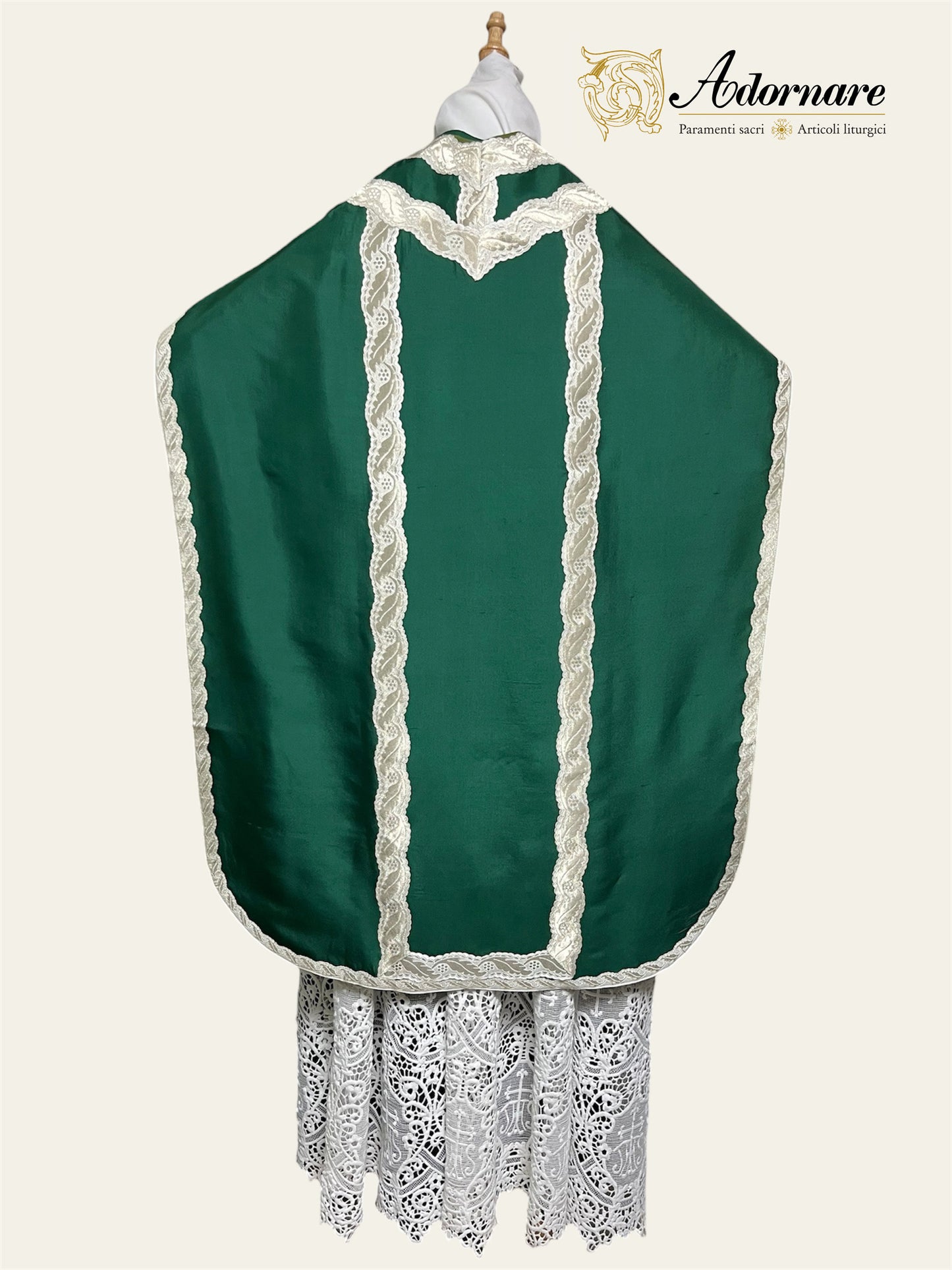 Silk Dupioni Italian-cut Roman Chasuble - Low Mass Set / Pianeta Romana in Seta