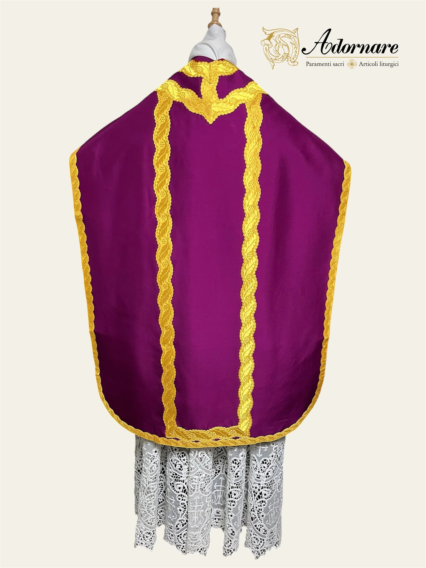 Silk Dupioni Italian-cut Roman Chasuble - Low Mass Set / Pianeta Romana in Seta