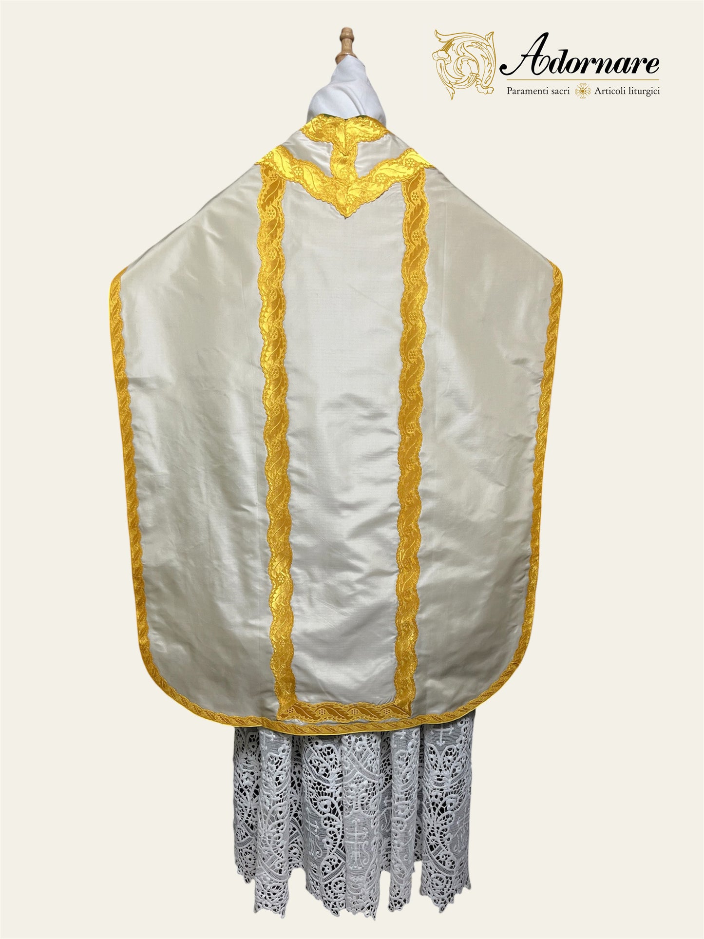 Silk Dupioni Italian-cut Roman Chasuble - Low Mass Set / Pianeta Romana in Seta