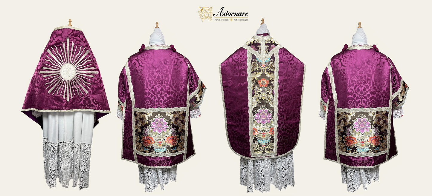 Italian Solemn Mass Set in damask with brocade insert