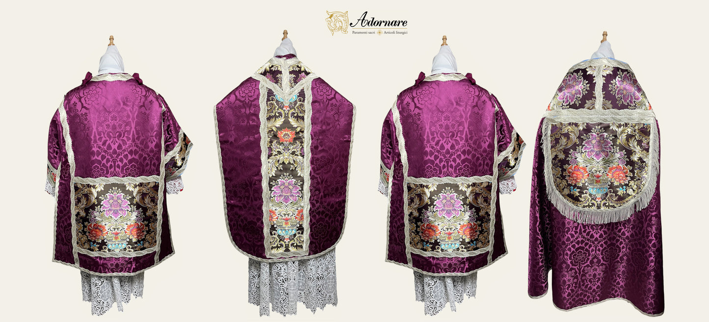 Italian Solemn Mass Set in damask with brocade insert