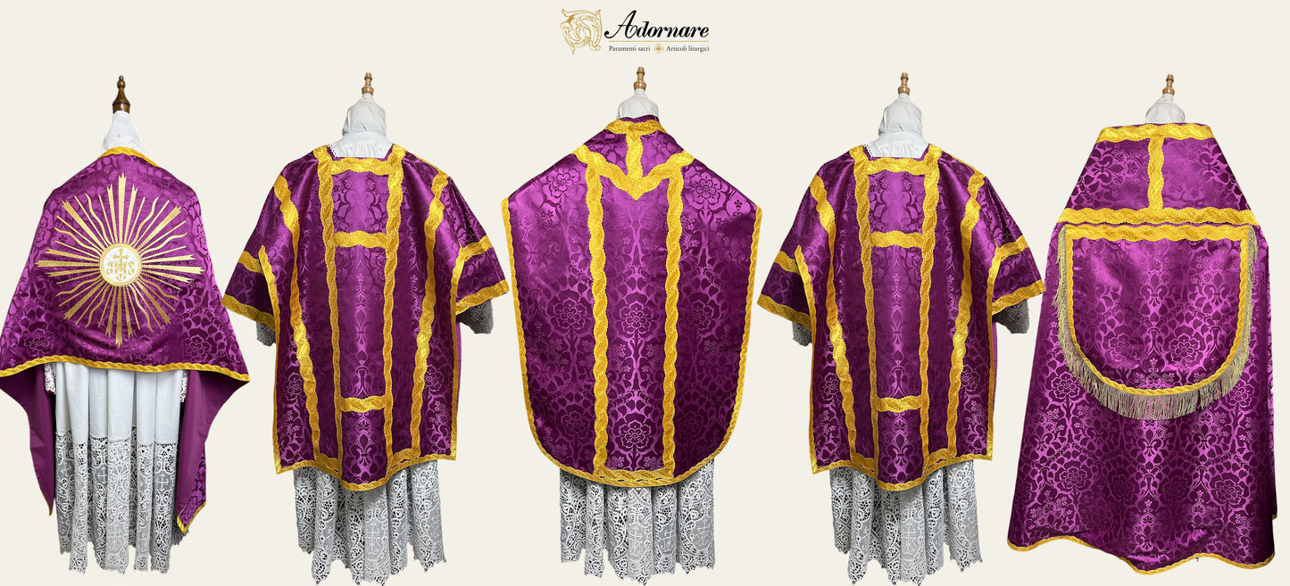 Italian Solemn Mass Set in damask with French-style Dalmatics