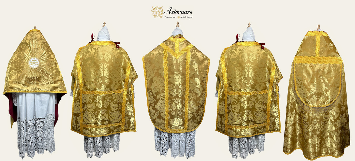 Italian Solemn Mass Set in gold silk damask