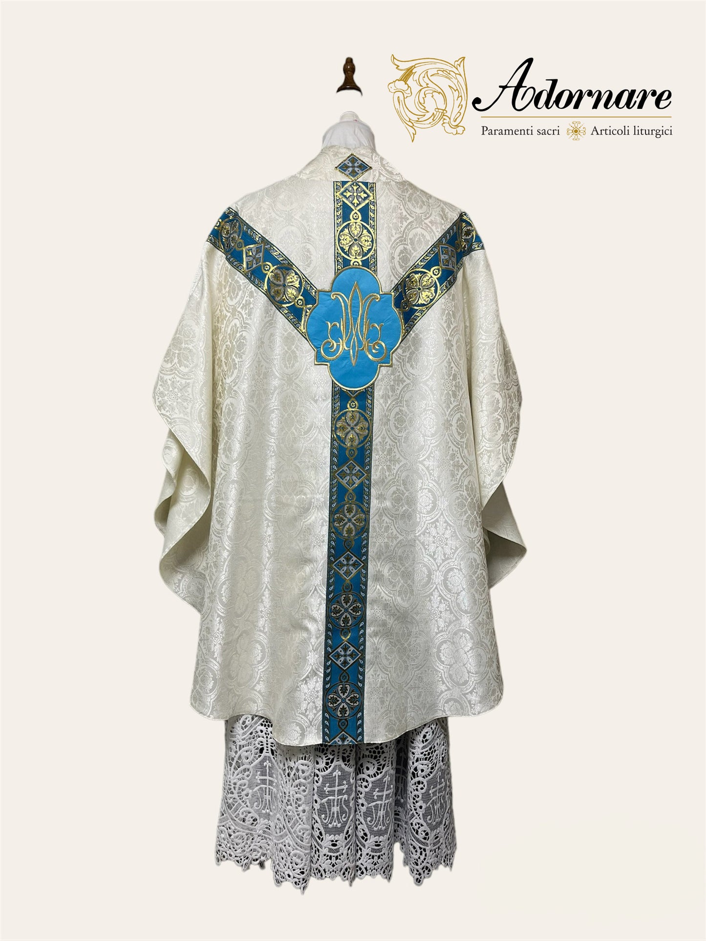 Semi-gothic chasuble economical with woven Y-orphrey and IHS appliqué / Casule semi-gotica economico